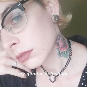 Meet your Posher, Ellie